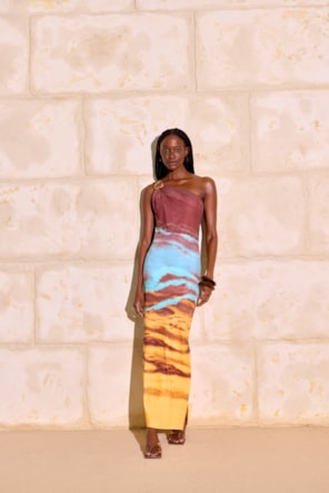 Vestido Ombro único Estampa LANÇA PERFUME 