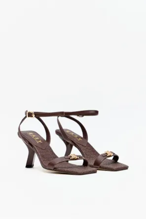 Sandália Salto Fino Com Frequência LANÇA PERFUME 