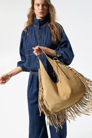 Mala  de ombro com franjas