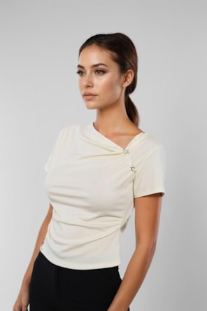 T´Shirt com alfinete GOA GOA 