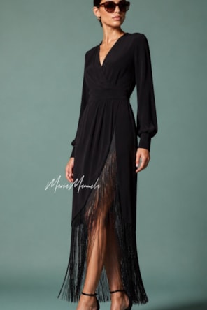 Vestido longo justo com franjas na barra FRACOMINA 