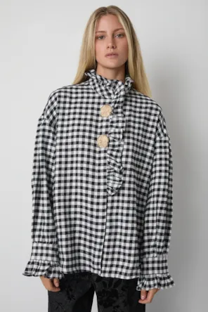 Camisa xadrez com detalhes de babados na cor preta. BSB