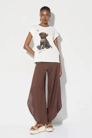 T´shirt  com estampa e enfeites de strass BSB 