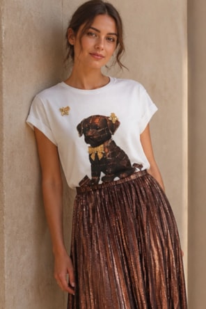T´shirt  com estampa e enfeites de strass BSB 