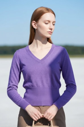 Camisola  de malha com corte justo e decote em V FRACOMINA