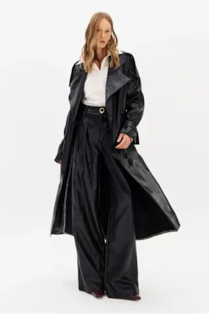 Trench Coat Alongado Em Pu LANÇA PERFUME 