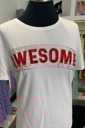 T-SHIRT AWESOME