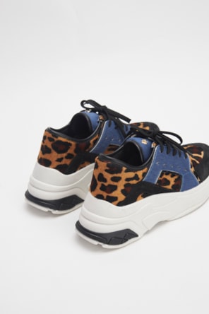 Ténis Animal Print 