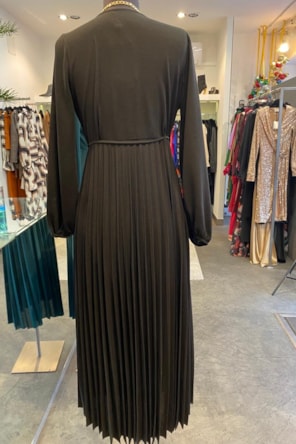 VESTIDO PLISSADO