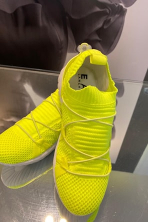 TENIS NEON