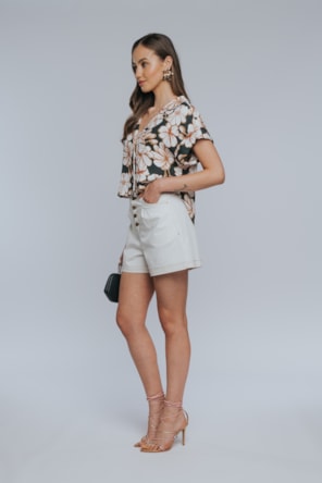 CAMISA COM ABERTURAS