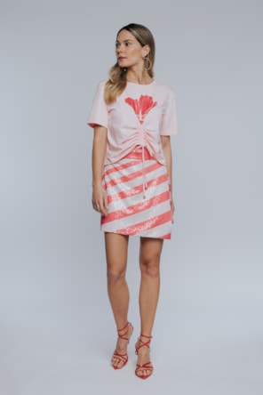 T-SHIRT DRAPEADO