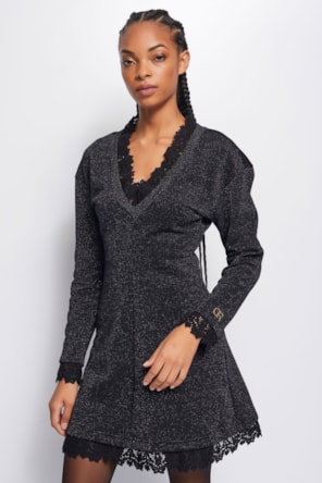 Vestido Curto Manga Renda 