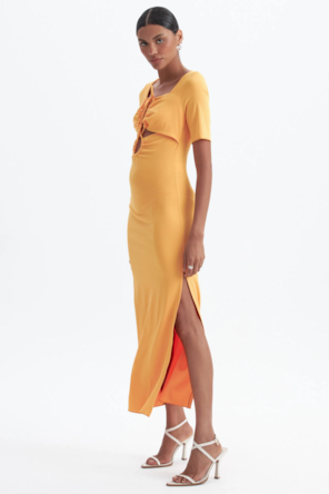 Vestido Canelado Super Midi Com Decote 