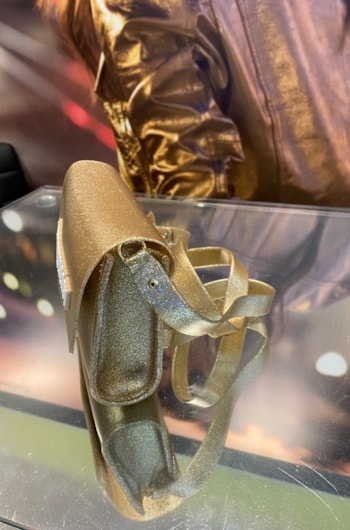 c8a4d53f-c5b3-4591-8aeb-6ad9019687b3