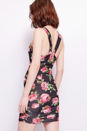 VESTIDO FLORES CURTO 