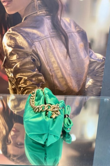 e72abf6a-1475-4075-a20a-41b661cc6a21