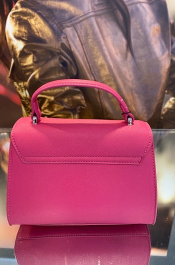 7b66562b-d5c3-4200-855f-b5ec8b8aaccf