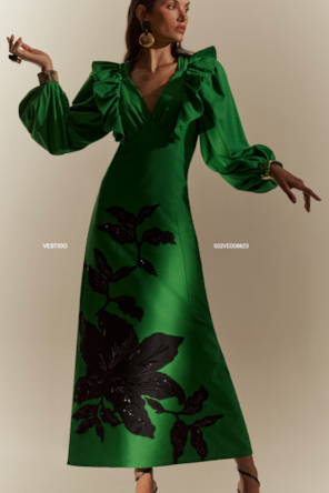 VESTIDO LONGO COM BORDADO VERDE