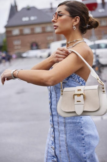 f089cdea-ff4a-4231-bee3-98aecde9c453