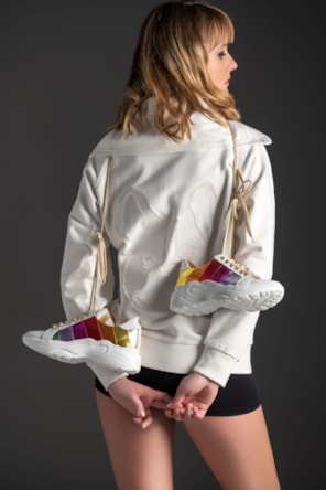 TENIS MULTICOR 