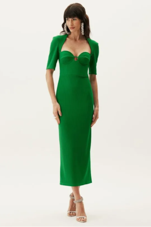 VESTIDO DECOTE CORAÇÃO 