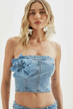 TOP GANGA CROPPED COM FLOR 