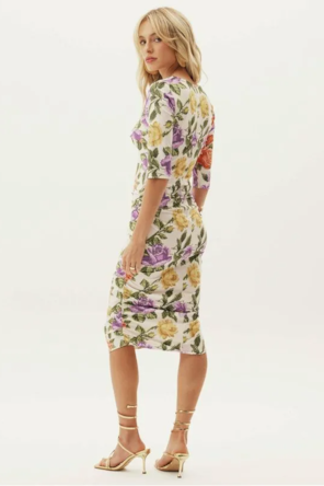 VESTIDO MID FLORES 