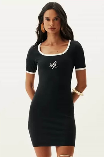 502ve008969-2-0-c6e30cf2-fbe7-4e6b-abbc-901b9a501d3a