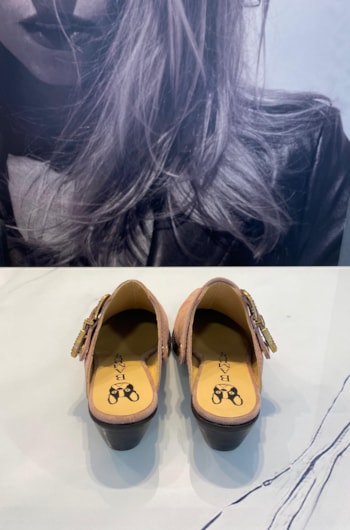 d8bf5f91-76ca-4323-9f3b-29c0b5cc8d1d