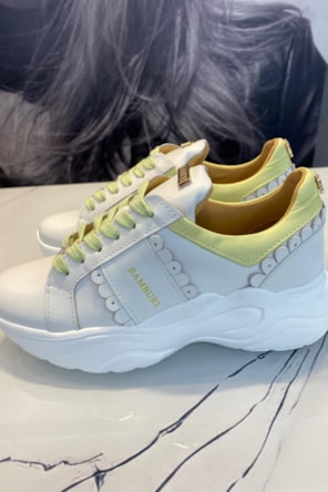 TENIS VERDE NEON BAMBURI 