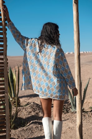 CASACO RELAXED FIT EM CROCHET