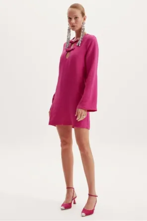 VESTIDO ROSA MANGA EVASE