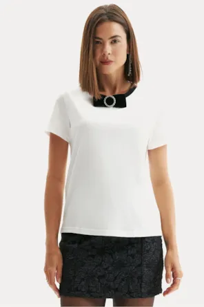 T´SHIRT LAÇO PRETO 