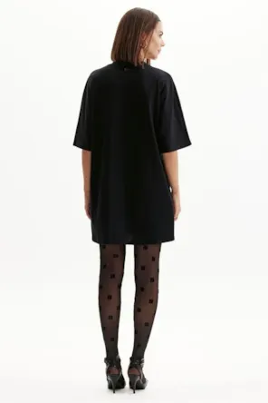 VESTIDO PRETO LANÇA PERFUME