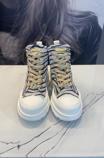 bbbc606e-2a42-481c-9346-3edb6e7c17ad