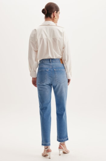 501cf007075-4-1435x2048