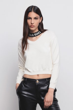 CAMISOLA MALHA BRANCA GOLA PRETA 