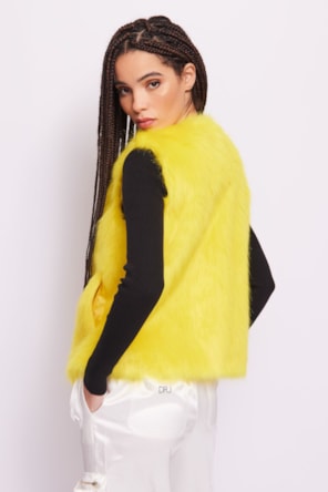 COLETE PELO AMARELO 