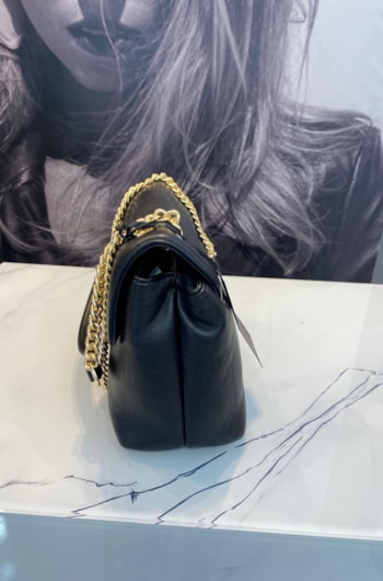 e624b5ea-2f1b-4b41-9f97-40b7aee3971c