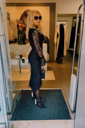 VESTIDO JUSTO RENDA 