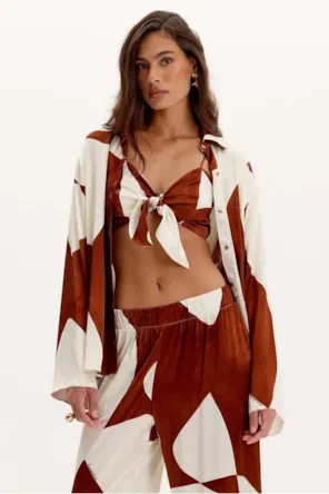 CAMISA AMPLA ESTAMPADA