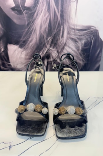 828e3300-db13-4934-8b66-91db0701700a