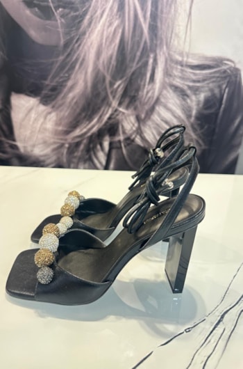 f913dcc5-6a25-41d1-b11d-27ccebe6f6c0