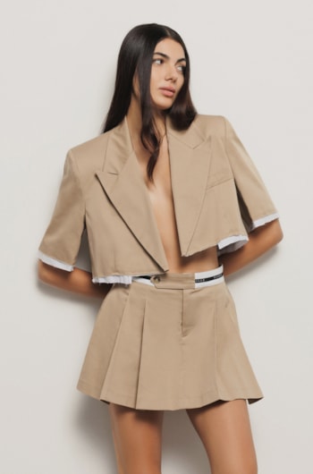 0025977-giacca-cropped-mezza-manica-con-fodera-scucita-in-gabardina-safari-2000
