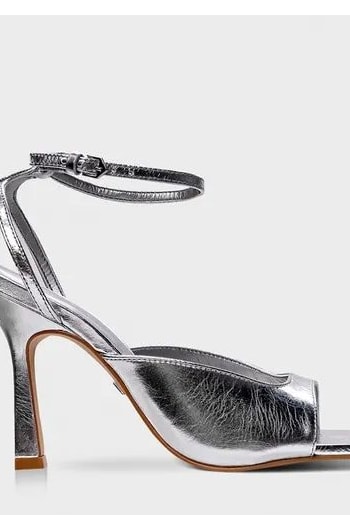 262fe12c-9084-4c6b-a023-0fb8d6f7b8ab