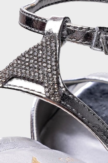 9a5a14f4-e606-4b35-8f67-0a39b876d501