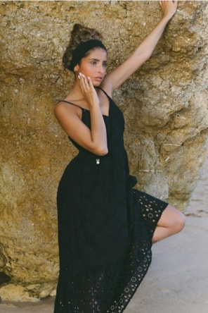 VESTIDO BORDADO INGLÊS PRETO GOA GOA 