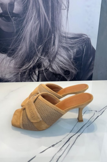 d1b296bd-5c54-4ae8-8677-13433448aaf3