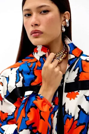 CASACO BOMBER FLORAL LANÇA PERFUME 